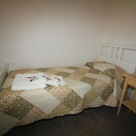 Libellula Oda ve Kahvaltı Iglesias